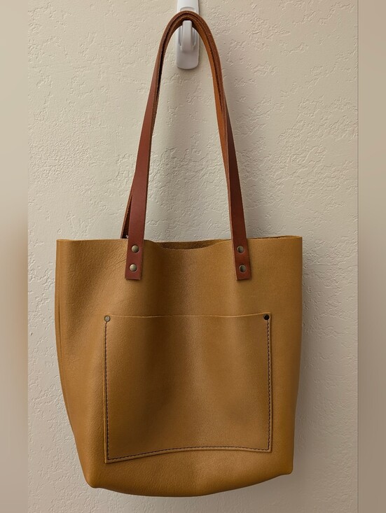 Portland Leather Handbags - Honeycomb Medium Classic Tote With Tandles (Tan Handles)